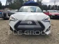 2016 Hyundai Veloster photo