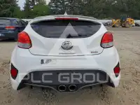 2016 Hyundai Veloster photo