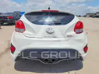 2016 Hyundai Veloster photo