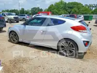 2016 Hyundai Veloster photo