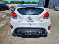 2016 Hyundai Veloster photo