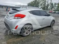 2016 Hyundai Veloster photo