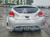 2016 Hyundai Veloster photo