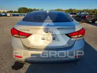 2016 Hyundai Elantra photo
