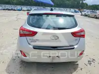 2016 Hyundai Elantra photo
