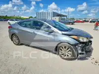 2016 Hyundai Elantra фото