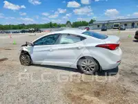2016 Hyundai Elantra photo