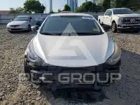 2016 Hyundai Elantra photo
