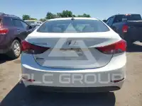 2016 Hyundai Elantra photo