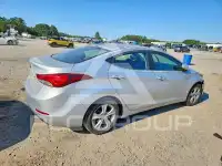 2016 Hyundai Elantra фото