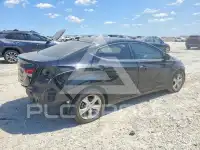 2016 Hyundai Elantra photo