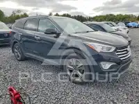 2016 Hyundai Santa Fe photo