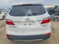 2016 Hyundai Santa Fe photo