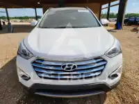 2016 Hyundai Santa Fe photo