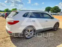 2016 Hyundai Santa Fe photo