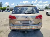 2016 Volkswagen Touareg фото