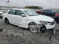 2016 Volkswagen Passat photo