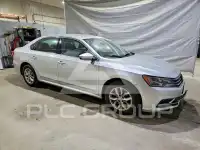 2016 Volkswagen Passat photo