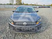 2016 Volkswagen Passat фото