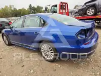 2016 Volkswagen Passat фото