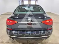 2016 Volkswagen Passat фото
