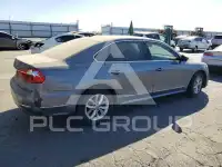 2016 Volkswagen Passat photo