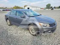 2016 Volkswagen Passat фото