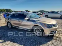 2016 Volkswagen Passat фото