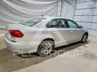 2016 Volkswagen Passat photo