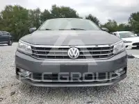2016 Volkswagen Passat photo