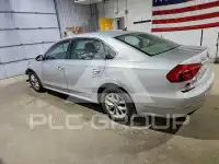 2016 Volkswagen Passat photo