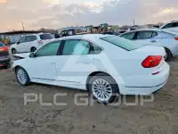 2016 Volkswagen Passat photo