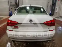 2016 Volkswagen Passat фото