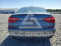 2016 Volkswagen Passat photo