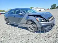 2016 Volkswagen Passat photo