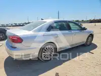 2016 Volkswagen Passat фото