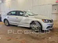2016 Volkswagen Passat photo