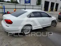 2016 Volkswagen Passat фото