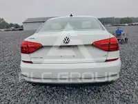 2016 Volkswagen Passat фото