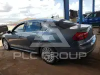 2016 Volkswagen Passat photo