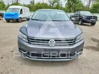 2016 Volkswagen Passat фото