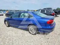 2016 Volkswagen Passat photo