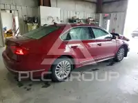 2016 Volkswagen Passat фото