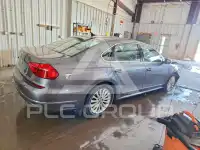2016 Volkswagen Passat фото