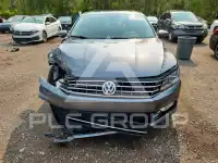 2016 Volkswagen Passat photo