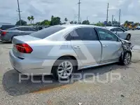 2016 Volkswagen Passat фото