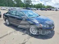 2016 Volkswagen Passat фото
