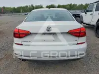 2016 Volkswagen Passat фото