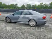 2016 Volkswagen Passat фото