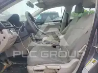 2016 Volkswagen Passat photo